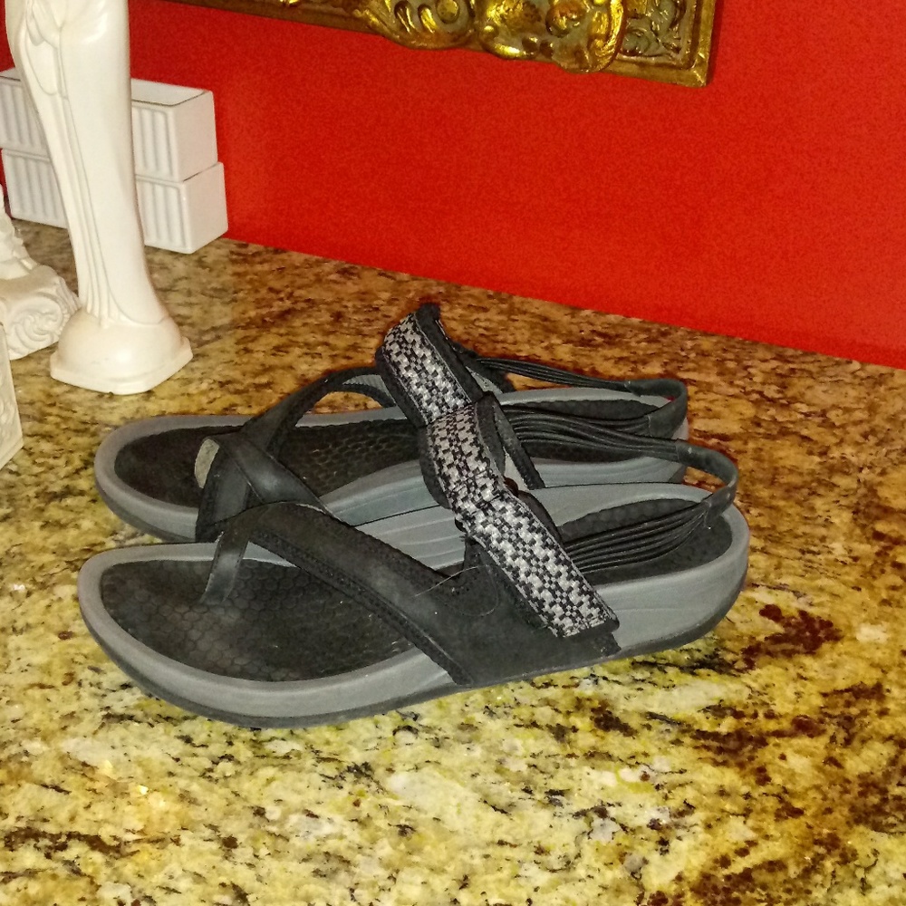 BareTrap Danique Sandals - Selling As Is